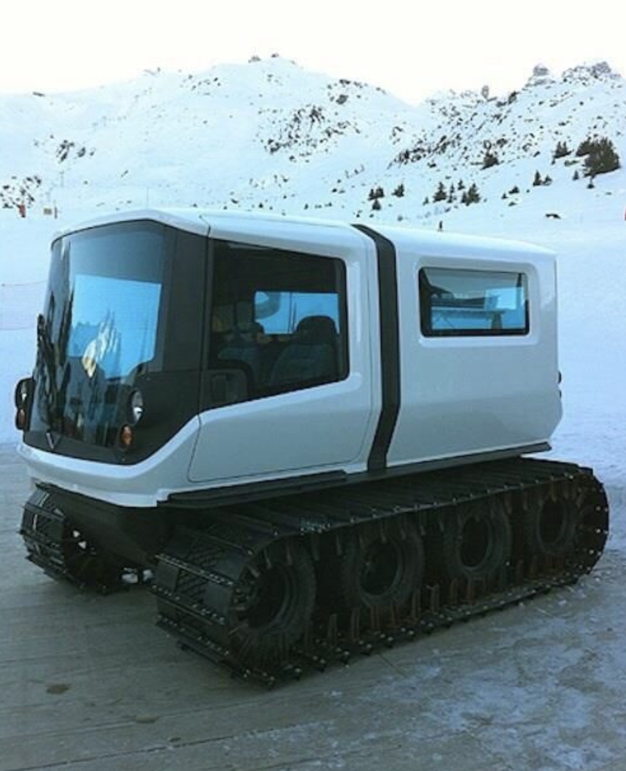 45 Incredibly Cool Arctic Vehicles to Break the Ice